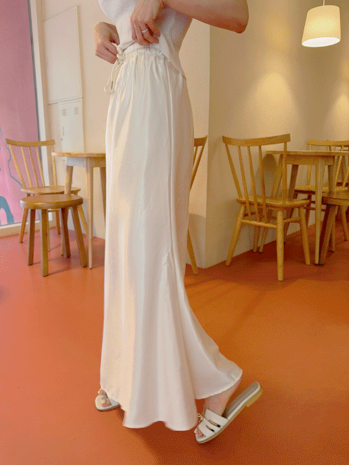 グロッシーサテンバンディングロングスカート(3color)